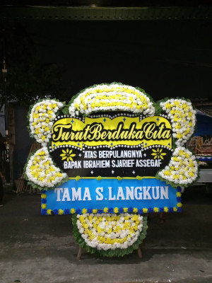 Papan Bunga Duka di Bandar Utama